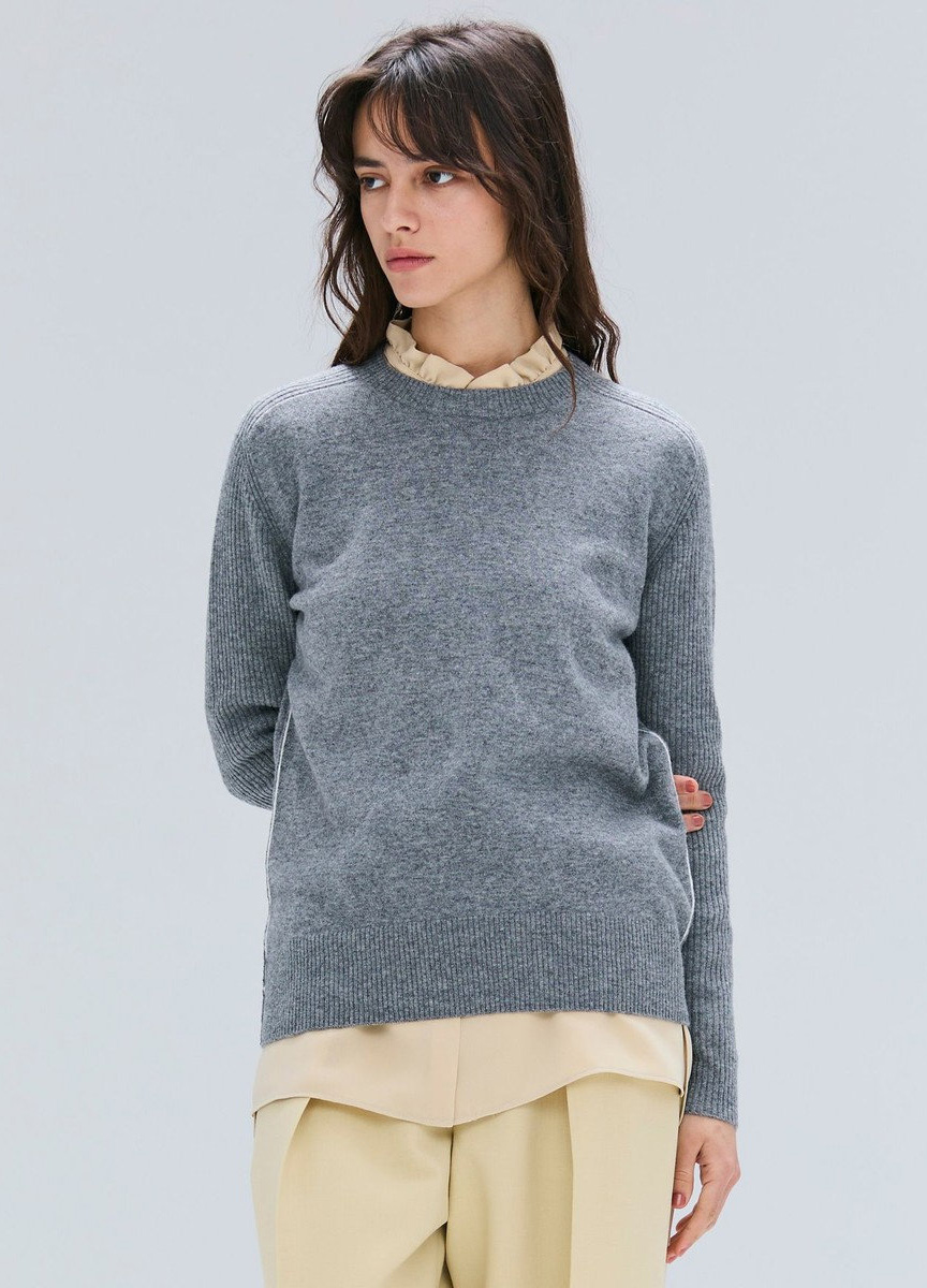 經典輕毛料羊絨圓領針織